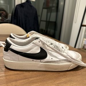 Nike Blazer 77' low top sneakers